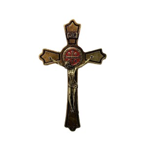 CW830201 - Crucifixo Parede Metal São Bento Ouro Velho - 16x9,5cm