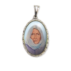 MD128048 - Medalha Nha chica Rendada Níquel - 5x2,5cm